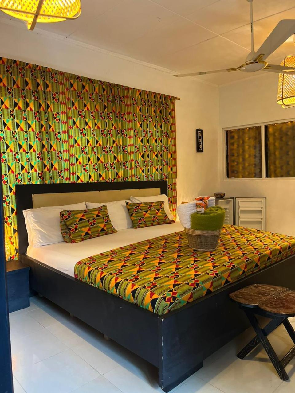 African Treasure Beach Resort Kokrobite Ngoại thất bức ảnh