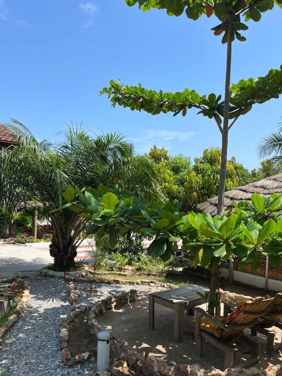 African Treasure Beach Resort Kokrobite Ngoại thất bức ảnh